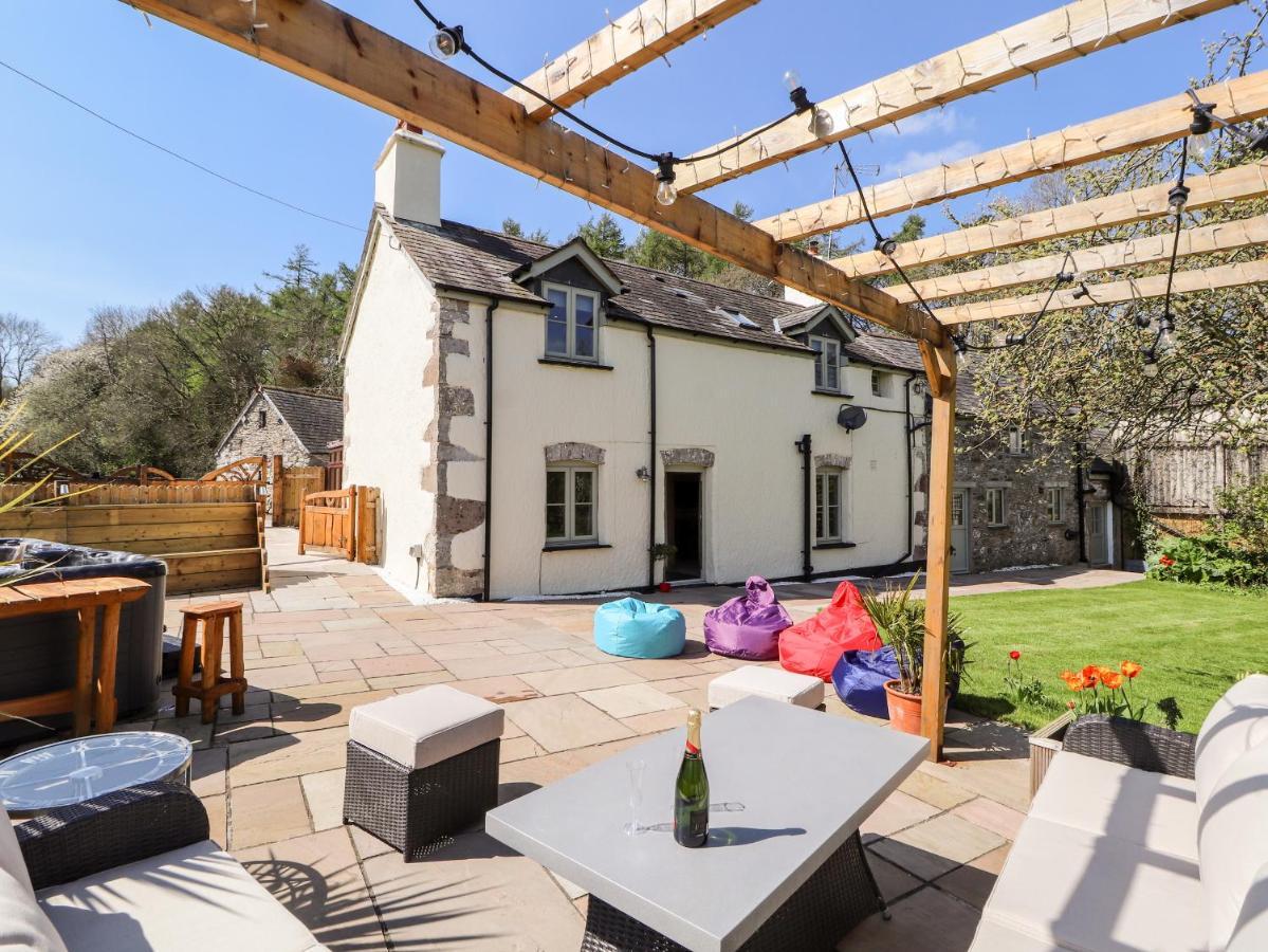 Nant Y Celyn Villa Ruthin Exterior photo